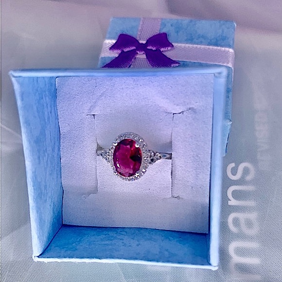 .925 Sterling Silver Red Zircon Rhinestones Lab-Created Oval Ring Sz 7 - Picture 4 of 4